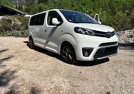 Toyota Pro Ace Proace 2,0-l-D-4D L1 (8-Si.) Autm. Verso Family