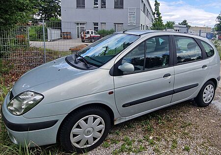 Renault Megane 1.6 Privilege