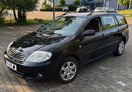 Toyota Corolla 1.6 VVT-i Combi Sol