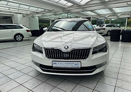 Skoda Superb Combi Ambition Neue Wartung,Kamera,