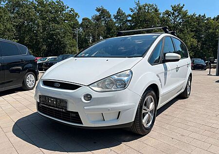 Ford S-Max Titanium