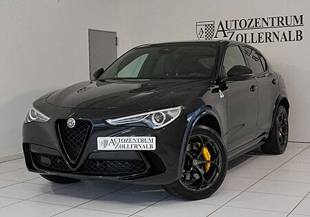 Alfa Romeo Stelvio Quadrifoglio Q4 2.9 Bi-Turbo *ALL-BLACK*