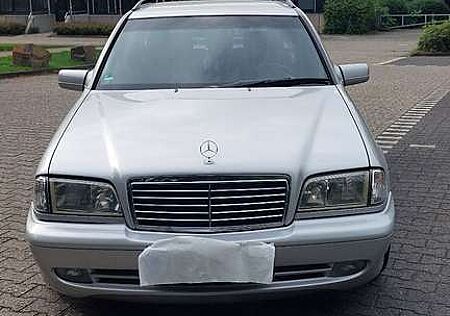 Mercedes-Benz C 220 T CDI Sport AMG Line