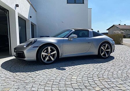 Porsche 992 Tagra 4x, LED-Matrix, Sport Chrono