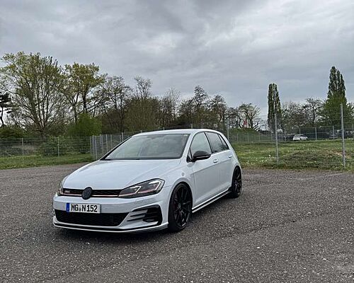 Volkswagen Golf GTI (BlueMotion Technology) DSG Performance