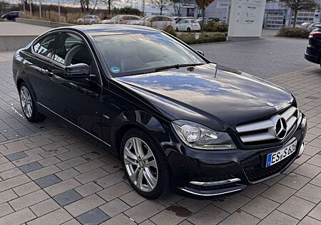 Mercedes-Benz C 180 C-Klasse Coupe Coupe BlueEFFICIENCY 7G-TRONIC Edit