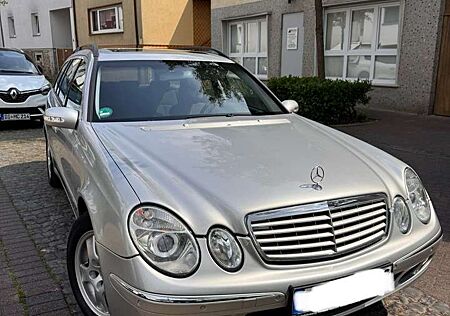 Mercedes-Benz E 240 T 4Matic Elegance