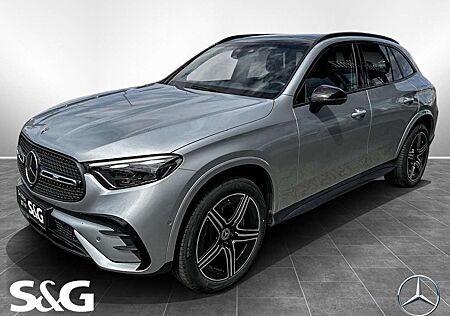 Mercedes-Benz GLC 300 de 4M mit EQ Hybrid Technologie AMG AHK