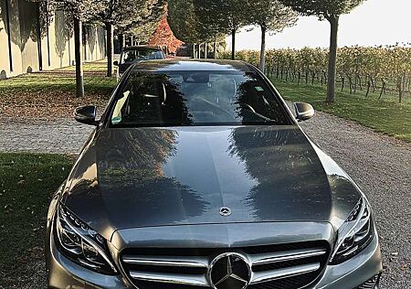 Mercedes-Benz C 250 CGI (205.045)