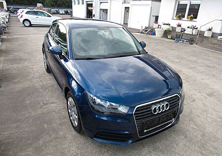 Audi A1 KLIMA,E-FENSTER,STEUERKETTE NEU.