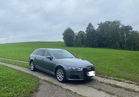 Audi A4 40 TDI basis