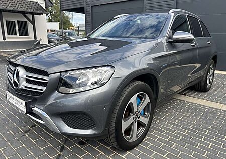 Mercedes-Benz GLC 350 e 4Matic +Leder+Navi+RFK+AHK+