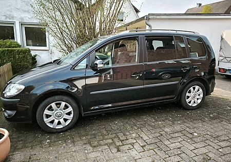 VW Touran Volkswagen