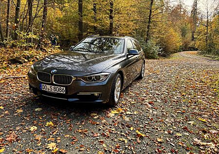 BMW 320d 320 Touring Aut. Luxury Line
