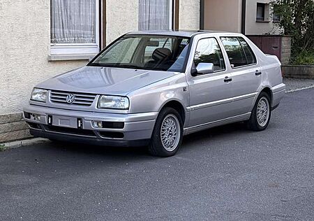 VW Vento Volkswagen 2.0 GLX