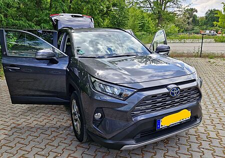 Toyota RAV 4 2.5 4x2 Hybrid Team Deutschland