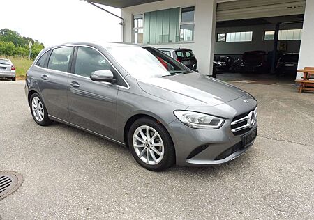 Mercedes-Benz B 180 Progressive