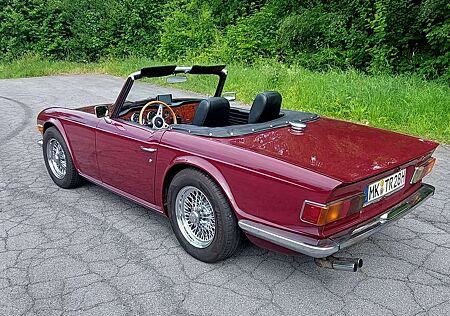 Triumph TR6 Roadster