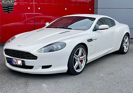 Aston Martin DB9 Coupe Touchtronic, 6.0 V12, Perlweiß Leder Red