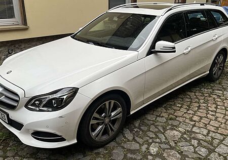 Mercedes-Benz E 220 E-Klasse T-Modell Diesel T BlueTEC Avantgarde