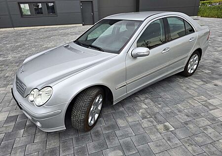 Mercedes-Benz C 200 Kompressor (203.042)