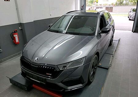 Skoda Octavia COMBI RS iV 18Z./AHK/KESSY/AFS/DAB+/VC