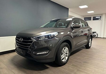 Hyundai Tucson blue Classic 2WD/NAVI/KAMERA/ALUFELFEN/2.HD/SH