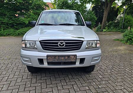 Mazda B Series 2500 L-Toplands 4x4