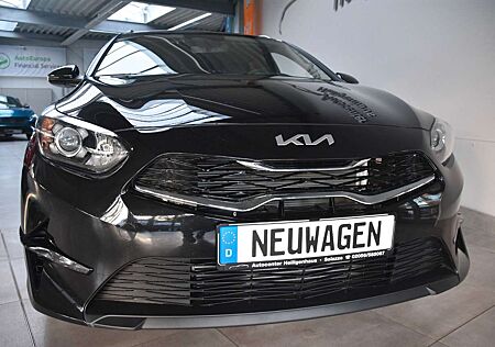 Kia XCeed Ceed SW / cee'd SW Ceed SW 1.5 Spirit 10,25 Navi Kamera WinterPaket