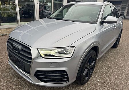 Audi Q3 2.0 TFSI quattro SPORT *NAVI/BI-XENON/TEMP/AHK/18*