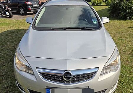 Opel Astra 1.7 CDTI DPF Sport