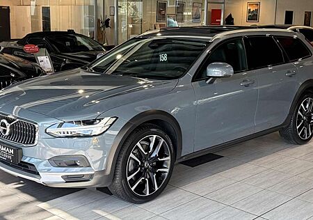 Volvo V90 Cross Country B5 Ultimate AWD*Pano*HuD*StHzg