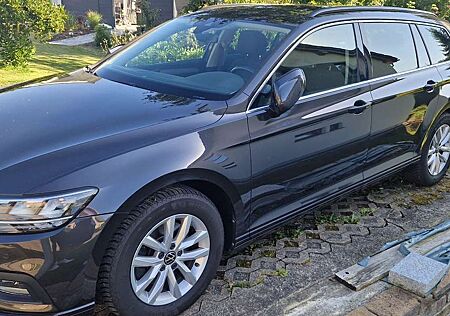 VW Passat Variant Volkswagen 2.0 TDI SCR DSGElegance