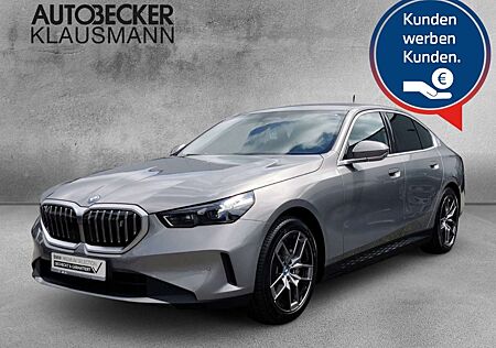 BMW i5 eDRIVE40 LIMO ICONIC GLOW LC PROF SITZLÜFT 360°KAM