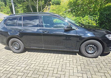 VW Golf Variant Volkswagen 1.2 TSI Trendline