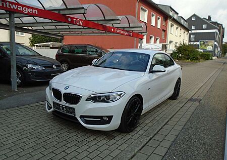 BMW 220 d Coupé Sport Line Navi Euro 6