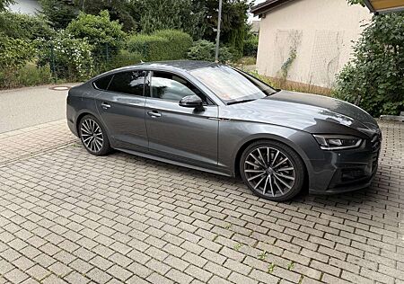 Audi A5 quattro sport