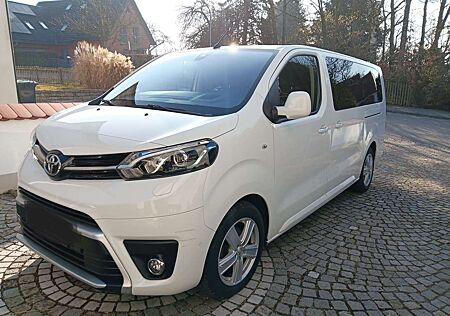 Toyota Pro Ace Proace Executive L2 mit AHK, Standheizung und Pano