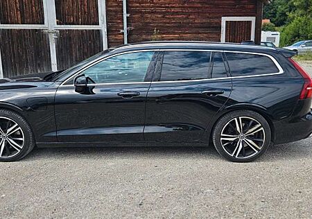 Volvo V60 Komb AWD R-design T6 19Zoll, WR