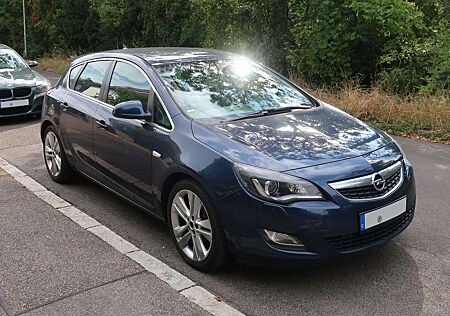 Opel Astra Fließheck 5-Türer 1.6