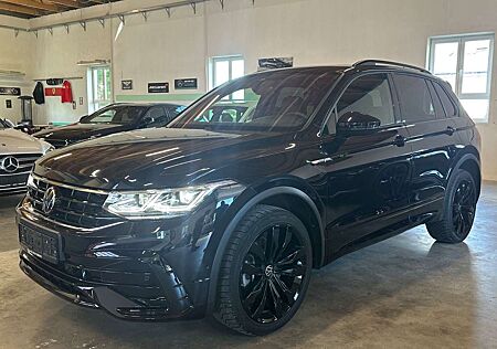 VW Tiguan Volkswagen R-Line 4Motion