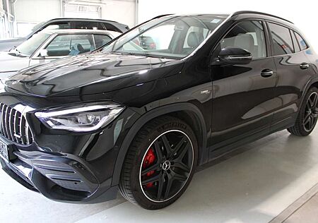 Mercedes-Benz GLA 35 AMG 4Matic MBeam/Panorama/Kamera