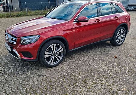 Mercedes-Benz GLC 250 4Matic Panoramd. LED