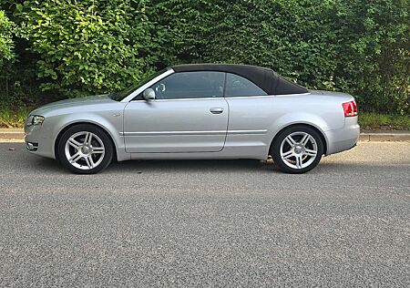 Audi A4 Cabrio Diesel Cabriolet 2.0 TDI DPF