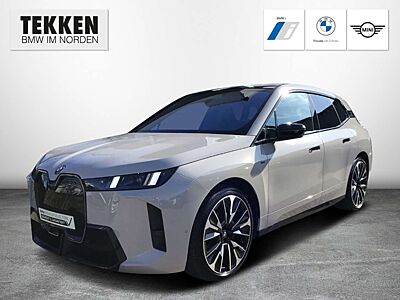 BMW iX M70 xDrive AHK/ACC/Panorama/Autobahnassistent/23Zo