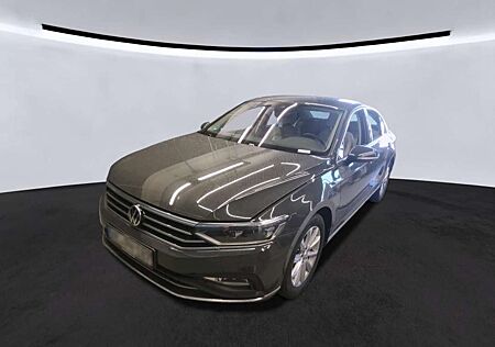 VW Passat Volkswagen Lim. Elegance * 1.H * R-KAM * 8xALU *