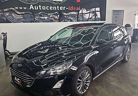 Ford Focus Lim. Titanium, WP,SHA,LED,Temp,BAS,Kamera.