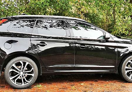 Volvo XC 60 gebraucht kaufen Volvo XC 60 XC60 R-Design D5 AWD Momentum Diesel