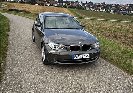 BMW 120i 120 Aut.