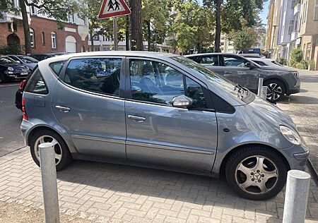 Mercedes-Benz A 190 Avantgarde